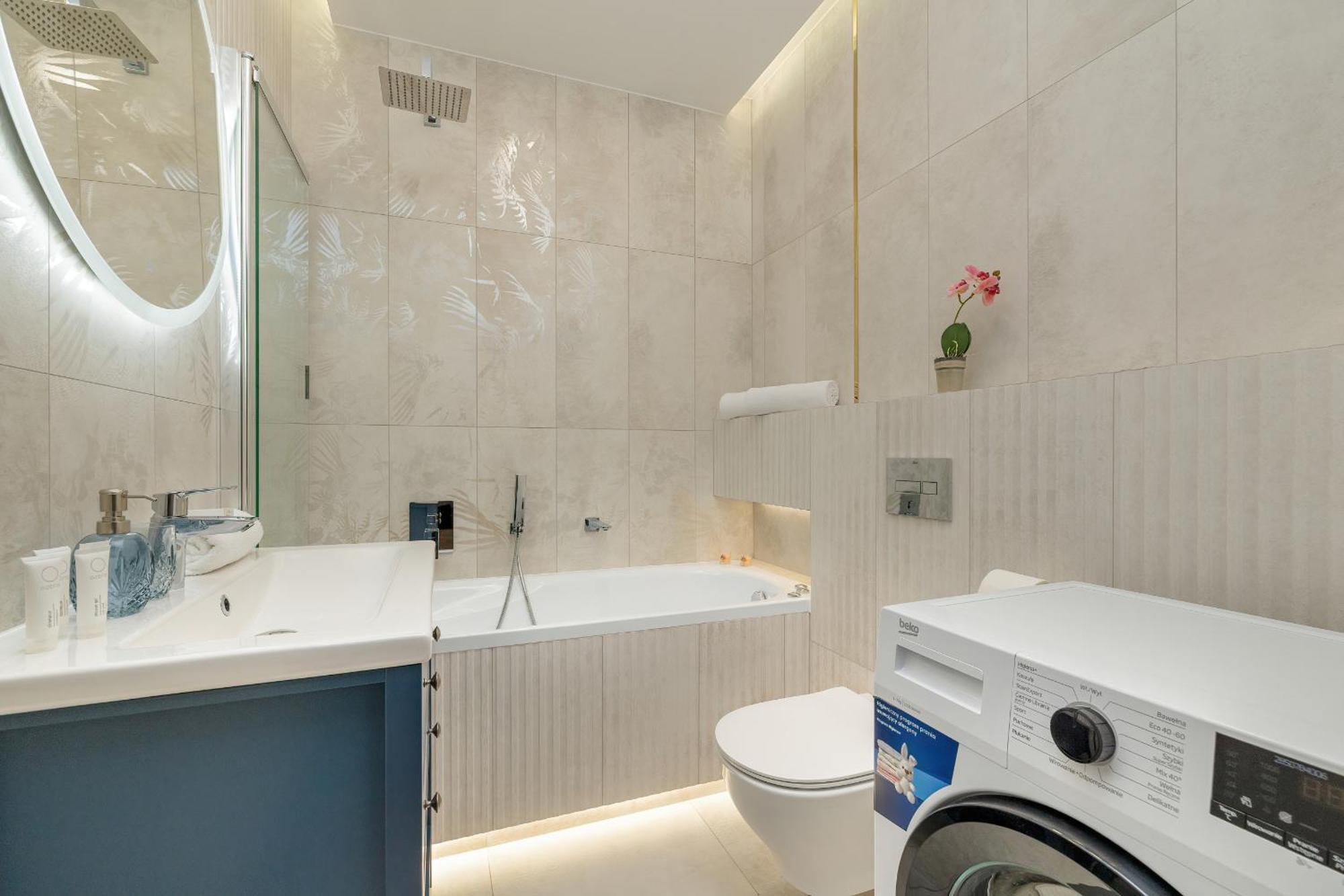 Cozy Apartment Orawska With Balcony By Noclegi Renters คราคูฟ ภายนอก รูปภาพ